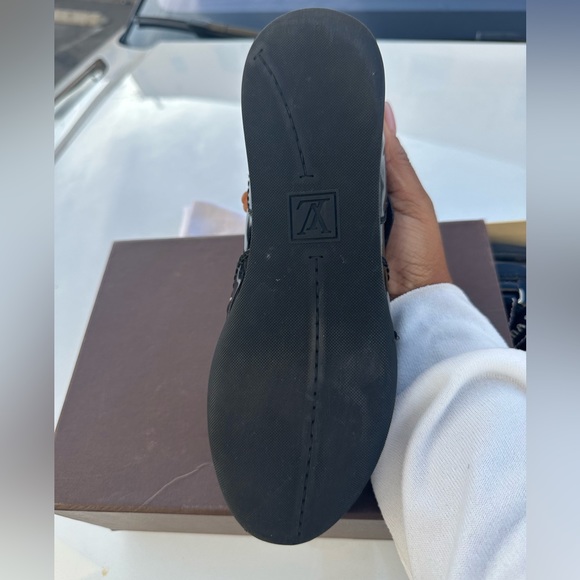 Authentic Louis Vuitton Sneakers- w/ box and dust bag - Picture 2 of 9